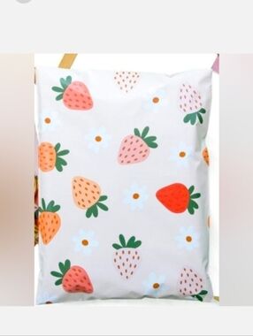 Strawberry Print White 10×13 Poly Mailers  20 Bags